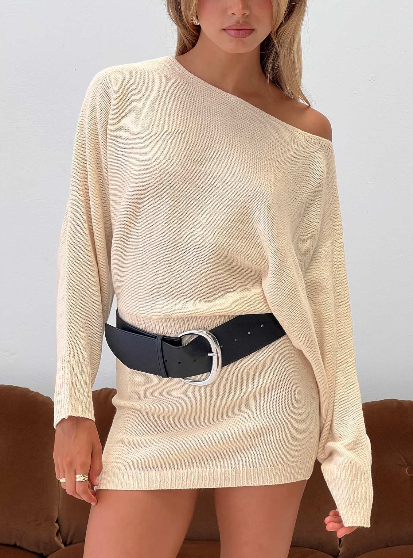 0-modelinfo-olivia-us2_98115fce-58fe-4873-9014-cf55df94cefd Bellamie Long Sleeve Mini Dress Cream - Image 1