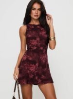 Vivre Mini Dress Burgundy Paisley - Image 2