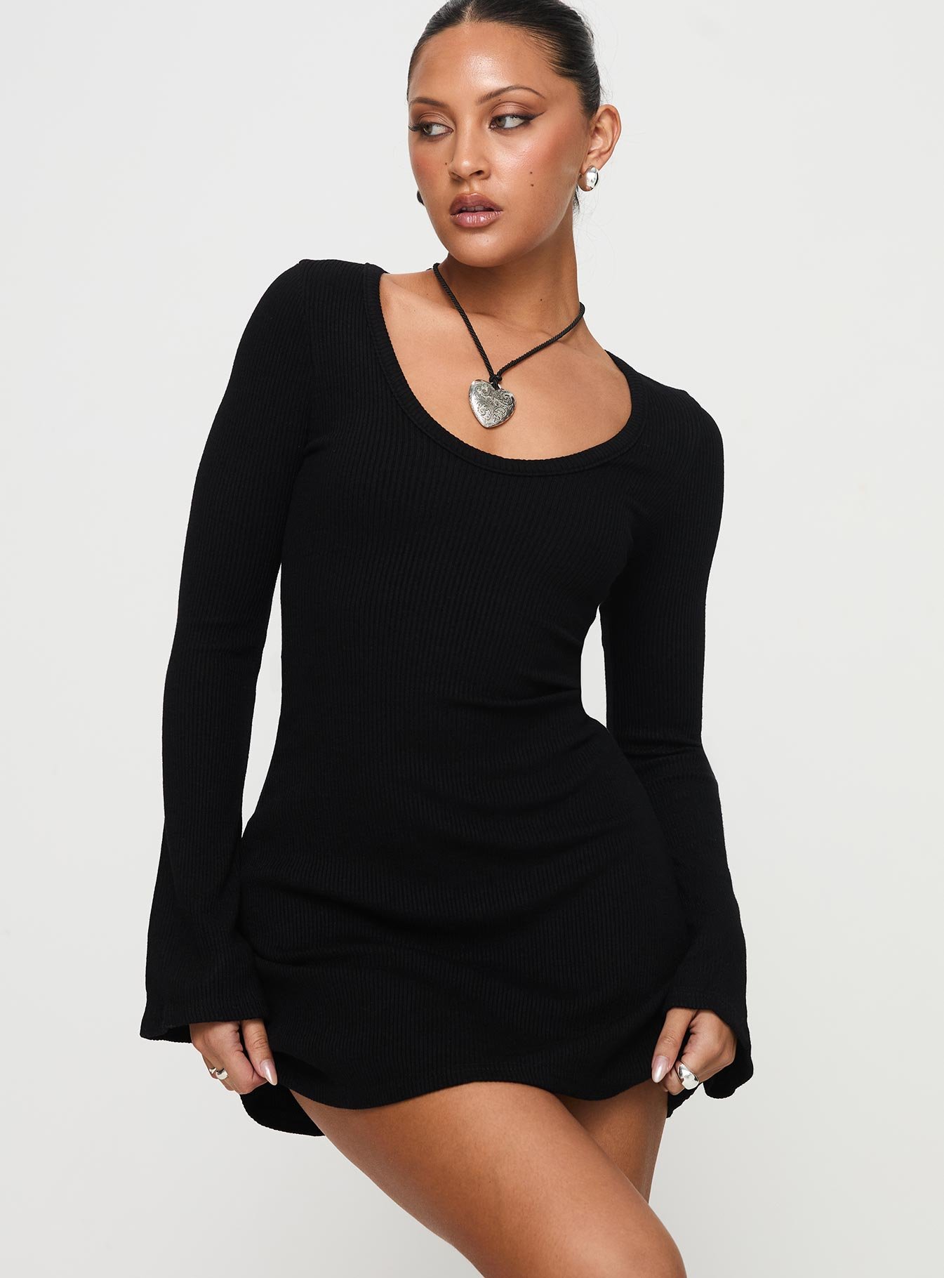 1-modelinfo-hailey-us4_b1935747-ab27-4f7d-88af-20bab59af697 Best Interest Long Sleeve Mini Dress Black - Image 1