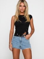 Top Tier Mid Rise Denim Shorts Light Wash - Image 2