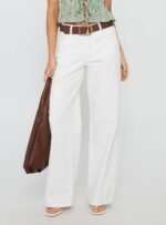 Serenitia Mid Rise Relaxed Jeans White Wash - Image 2