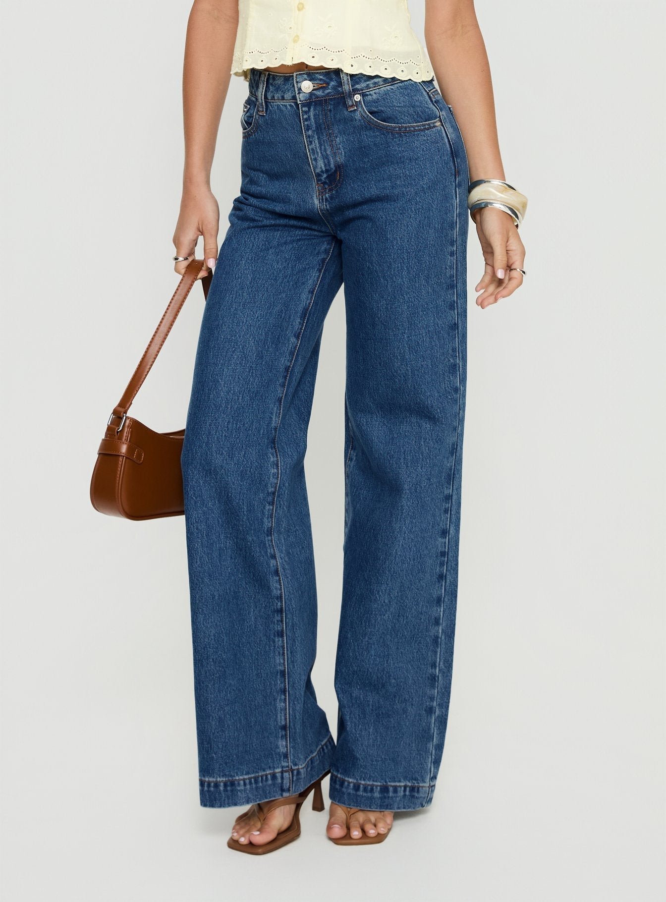 1-modelinfo-maddison-us2_83c8a462-f408-47f1-8ac7-b5ab3fb26762 Goldie High Rise Wide Leg Jeans Mid Blue Wash - Image 1
