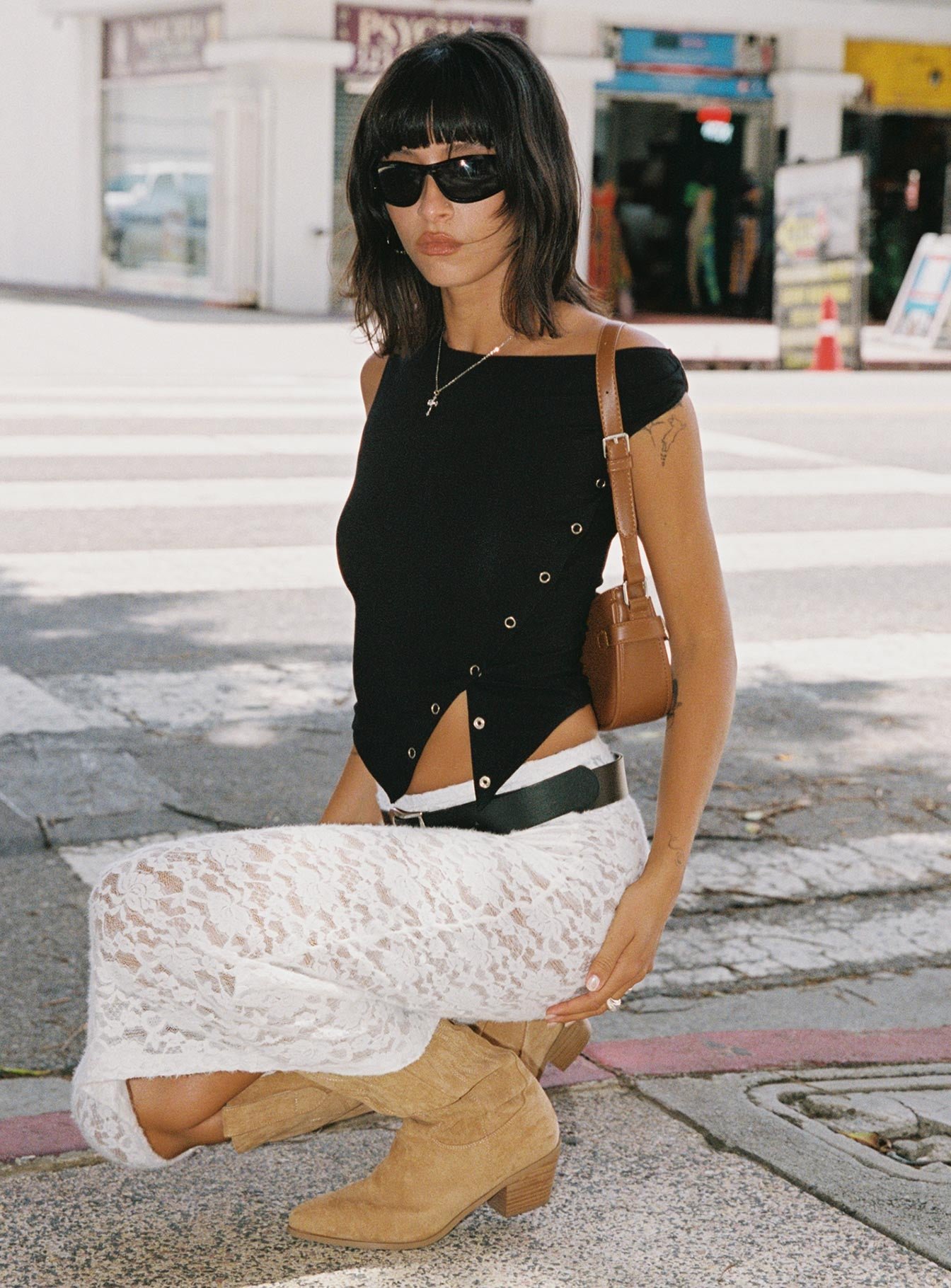 1-modelinfo-natalia-us4_5b9e8b60-20e5-4a15-9799-a253afb16411 Karre Off The Shoulder Top Black - Image 1