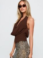 Treat You Better Plunge Hardware Detail Top Chocolate - Image 4