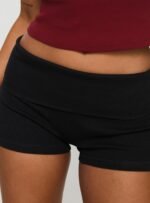 Baseline Low Rise Rib Shorts Black - Image 6
